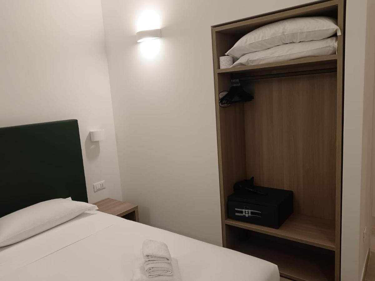 Bertiera Rooms Болонья Екстер'єр фото