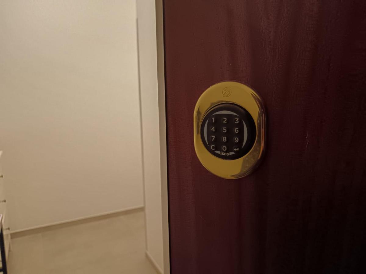 Bertiera Rooms Болонья Екстер'єр фото