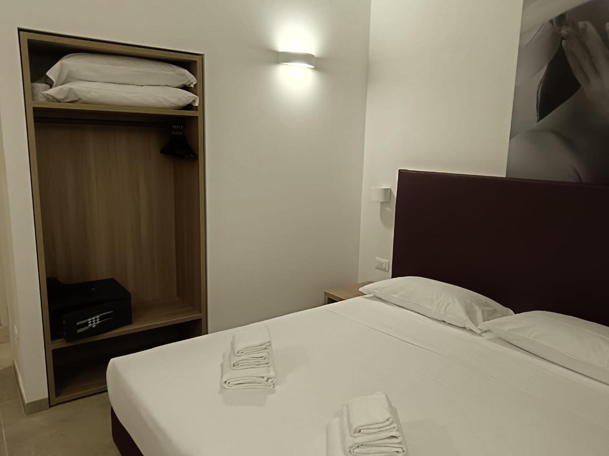 Bertiera Rooms Болонья Екстер'єр фото